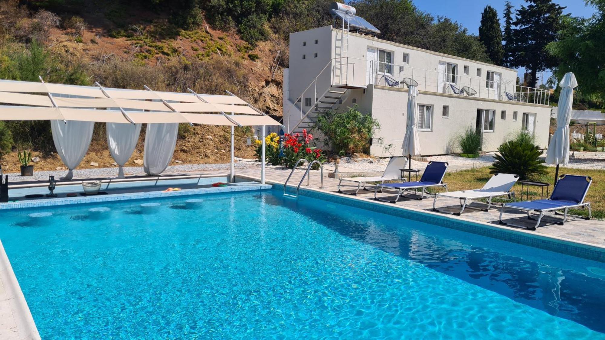 Greco Paradise Suites - Adult Only ネア・スキオニ エクステリア 写真